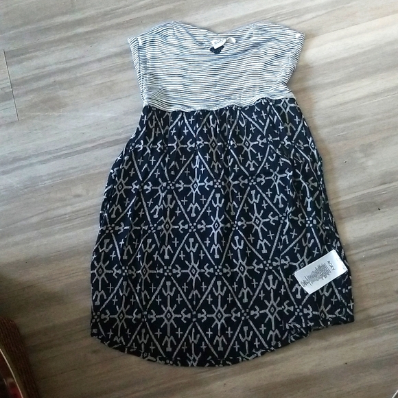 Roxy Slip Print Tunic Size XS - Picture 7 of 16